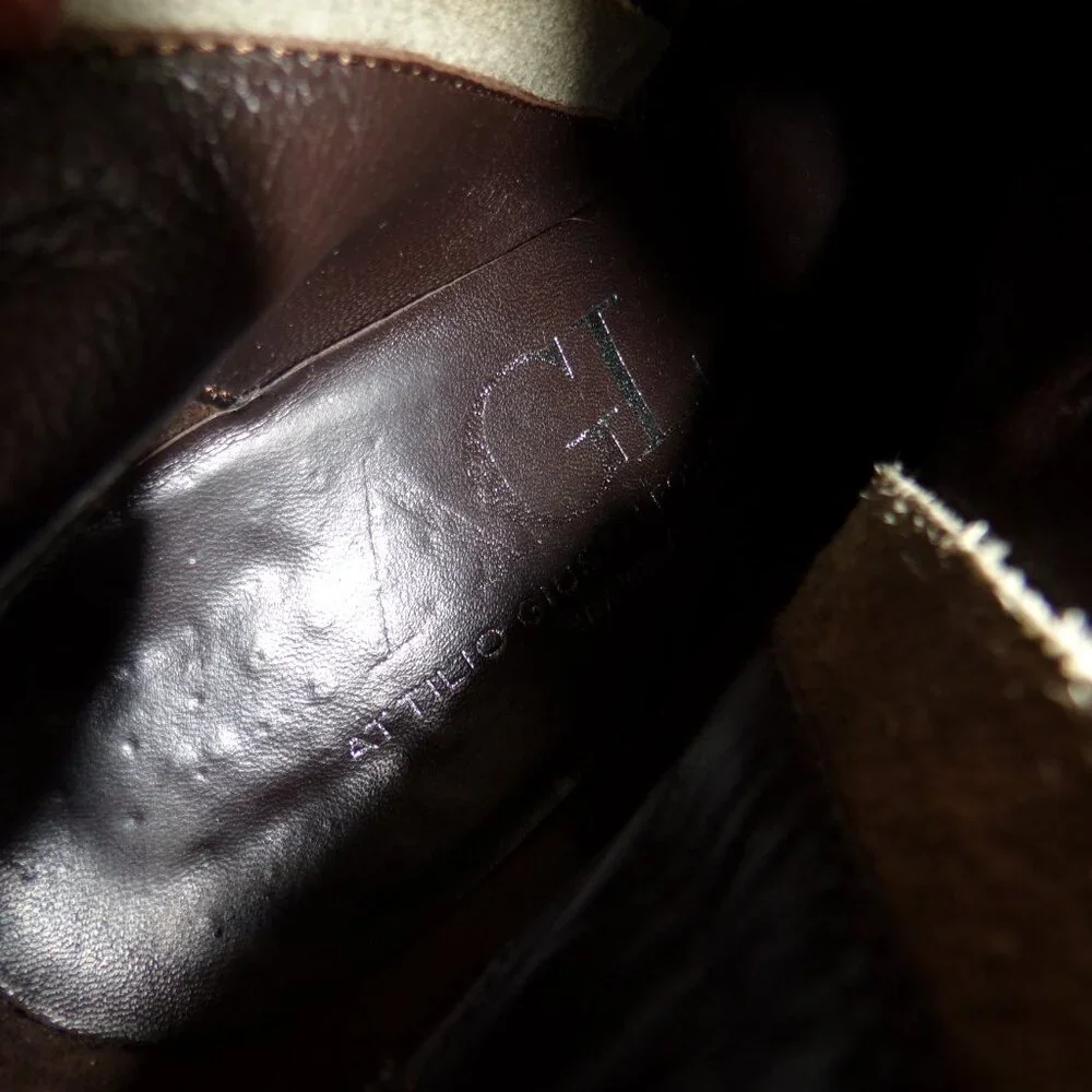 Attilio Giusti Leombruni gray leather